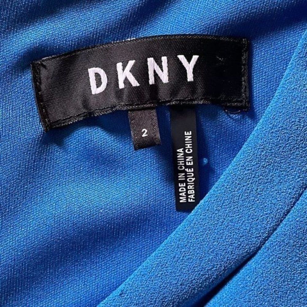 DKNY size 2 Blue dress with asymmetrical neck and 19" gold accent metal zipper - Picture 4 of 17